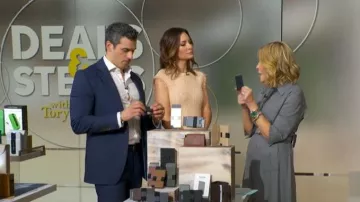 Akris Long-Sleeve Pleated Midi Shirtdress worn by Tory Johnson as seen in Good Morning America on April 7, 2026