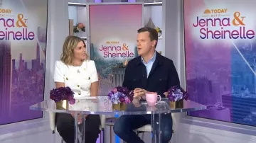 Chaqueta de camisa L'Agence Nawa llevada por Jenna Bush Hager vista en Today with Jenna & Sheinelle el 3 de abril de 2026