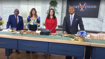 Top Cocada de De Loreta llevado por Aliya LeeKong visto en Today with Jenna & Sheinelle el 7 de abril de 2026