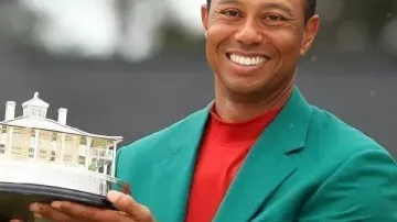 Chaqueta verde Masters en cada hoyo de la ronda final de 2025 junto al campeón Masters Rory McIlroy