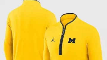 Jersey amarillo de los Michigan Wolverines Victoria con cremallera de cuarto