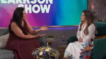 Jupe Midi évasée à fleurs Alice + Olivia Earla portée par Kelly Clarkson telle que vue dans The Kelly Clarkson Show le 2 avril 2026