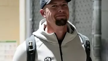 Chaqueta Tech Fleece Windrunner 2026 de los LA Dodgers en Los Angeles Dodgers Vista previa de la temporada 2026
