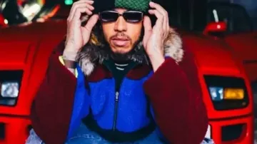 Lewis Hamilton Chaqueta Tokyo de Lewis Hamilton en el WILD Tokyo NIGHT RIDE de Lewis Hamilton en Ferrari F40 con Kim Kardashian.
