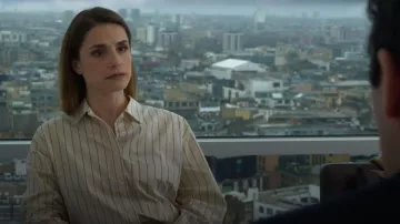 NA-KD Classic Regular Shirt worn by Amanda (Charlotte Riley) as seen in Babies (S01E03)
