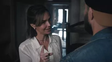 Free People Women's Black Drew Tuxedo Shirt worn by Belle Skinner (Arielle Kebbel) as seen in Marshals (S01E05)