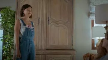 Frankies Bikinis x Bella HadidHeirloom Top worn by Alice (Lukita Maxwell) as seen in Shrinking(S03E11)