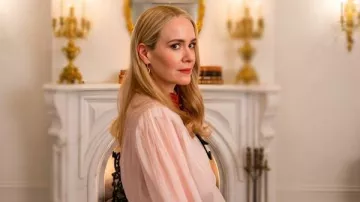 Sarah Paulson American Horror Story S13 Blusa de seda floral usada por (Sarah Paulson) en American Horror Story (S12)