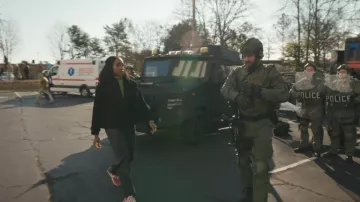 Loewe Flow Runner Sneakers worn by Faith Mitchell (Iantha Richardson) as seen in Will Trent (S04E14)