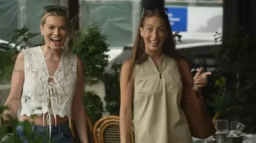 Sac médium en cuir Miu Miu Miu Aventure Nappa porté par Amanda Batula tel que vu dans Summer House (S10E10)