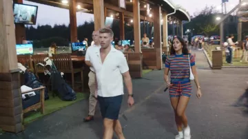 Pantalones cortos Staud Riley que lleva Dara Levitan tal como se ve en Summer House (S10E10)