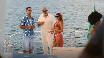 Thierry Lasry Anarchy que lleva Katie (Haley Rawson) como se ve en Big Mistakes (S01E07)