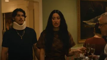Camiseta Isabel Marant Neyela llevada por Morgan (Taylor Ortega) como se ve en Big Mistakes (S01E08)