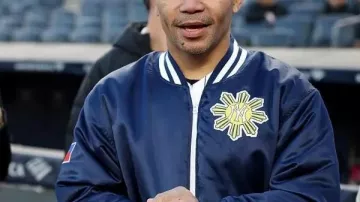 Atletismo de Manny Pacquiao vs Chaqueta de Satén de los New York Yankees