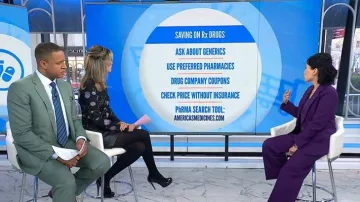 Camiseta de malla floral retorcida Stella McCartney usada por Savannah Guthrie, tal como se ve en Today el 9 de abril de 2026