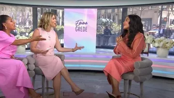 Camiseta Khaite Fritz llevada por Emma Grede, vista en Today with Jenna & Sheinelle el 14 de abril de 2026