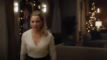 Veronica Beard Coleta Sweater worn by Lindy (Elizabeth Banks) as seen in The Miniature Wife (S01E01)
