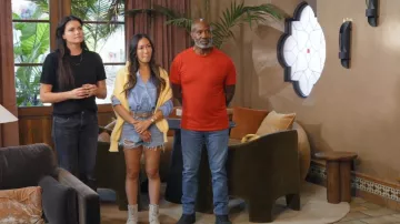 Vaqueros Levi's Wedgie Boot usados por Courtney Robertson como se ve en Bachelor Mansion Takeover (S01E05)