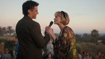 Doen Oliana Maxi Robe portée par Lindsay Crane-Martin (Carey Mulligan) telle que vue dans BEEF(S02E01)