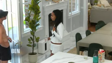 Conjuntos de pijama Revetro para mujer de otoño de dos piezas que lleva Mia Calabrese en Summer House (S10E11)