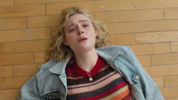Jersey Staud Parker Jersey Parker llevado por Margo Millet (Elle Fanning) como se ve en Margo's Got Money Troubles (S01E01)