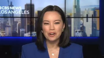 Zara Tailored Double Breasted Blazer worn by Jo Ling Kent as seen in CBS Mornings on April 21, 2026