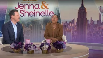 Artizan Joyeria Amelia Mezcla de set de teclas en capas usada por Sheinelle Jones, vista en Today with Jenna & Sheinelle el 22 de abril de 2026