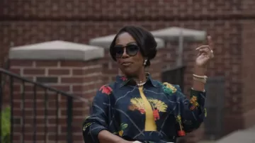 Coniglio Palm Beach Short Classic Silk Button Shirt Courte portée par Barbara Howard (Sheryl Lee Ralph) telle que vue dans Abbott Elementary (S05E22)