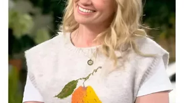 The Neighborhood S8 Beth Behrs Pear Sweater Vest