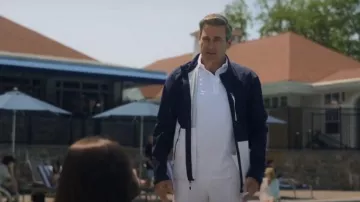 Veste pliable Ralph Lauren à blocs de couleur portée par Andrew 'Coop' Cooper (Jon Hamm) telle que vue dans Your Friends & Neighbors (S02E02)