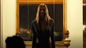 Sugar Cookie Maison Close Pure Tentation de manga larga con ligas, llevado por Jules Vaughn (Hunter Schafer) en Euphoria (S03E03)