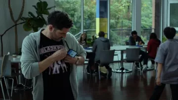 James Perse Sweat à capuche français vintage zippé porté par Hart Hoxton (Tom Ellis) tel que vu dans CIA (S01E05)