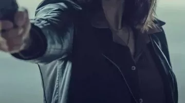 Betrayal S01 Zahra Ahmadi Chaqueta de cuero negra usada por (Zahra Ahmadi) en Betrayal (S01)