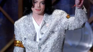 Michael Jackson American Music Awards Abrita de lentejuelas de Michael Jackson en Michael Jackson recibió el Century Award AMA 2002