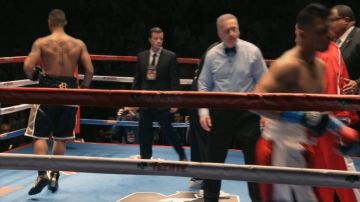 the sneakers are black and gold of Ismael Cruz Cordova in Ray Donovan