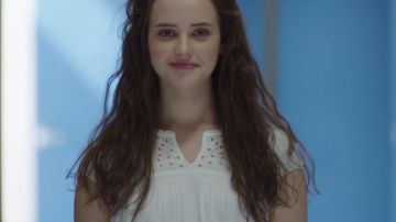 Hannah Baker (Katherine Langford) haut dans les 13 raisons pour lesquelles