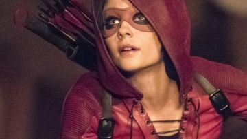 The red jacket of Thea Dearden Queen / Speedy (Willa Holland) on Arrow