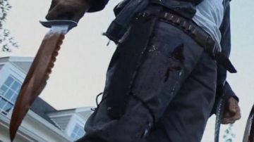 Le couteau de Negan (Jeffrey Dean Morgan) dans The Walking Dead saison 7