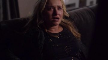 Juliette Barnes' (Hayden Panettiere) Black Top en Nashville