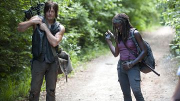 Le pantalon de Michonne (Danai Gurira) dans The Walking Dead saison 4