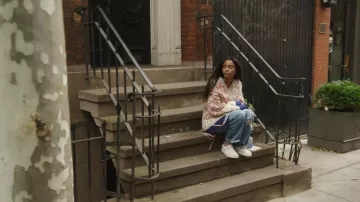 Sandalia Birkenstock Tokio usada por Ciara Miller vista en Summer House (S10E12)