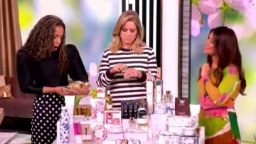 Cardigan Ulla Johnson Vivienne llevado por Gretta Monahan en The View el 27 de abril de 2026