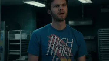 Rich Girl Daryl Hall John Oates T-Shirt worn by Hugh 'Hughie' Campbell (Jack Quaid) in The Boys (S05)