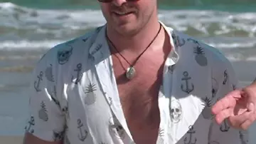 Beach Party Outfit Robe (Madison LeCroy) in Southern Charm (S07E08) | Spotern Beach Party Outfit Robe (Madison LeCroy) in Southern Charm (S07E08) | Spotern