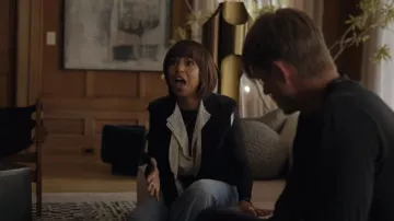 Gilet rayé Maison Margiela porté par Eleanor (Kerry Washington) tel que vu dans Imperfect Women (S01E07)