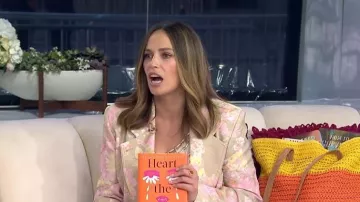 Smythe Notched Lapel Blazer worn by Carley Fortune as seen in Today with Jenna & Sheinelle on  May 5, 2026