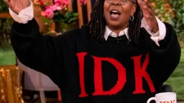 El Suéter Oversized View 2026 Whoopi Goldberg IDK