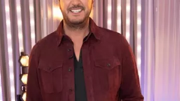 American Idol S24 Camiseta de ante rojo de Luke Bryan