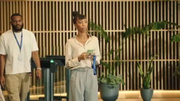Mango Satin Shirt worn by Jenna Johnson (Rachel Handshaw) as seen in Twenty Twenty Six (S01E01)