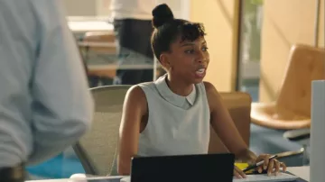 JJHGVB Short Sleeve Casual Shirt worn by Jenna Johnson (Rachel Handshaw) as seen in Twenty Twenty Six (S01E03)